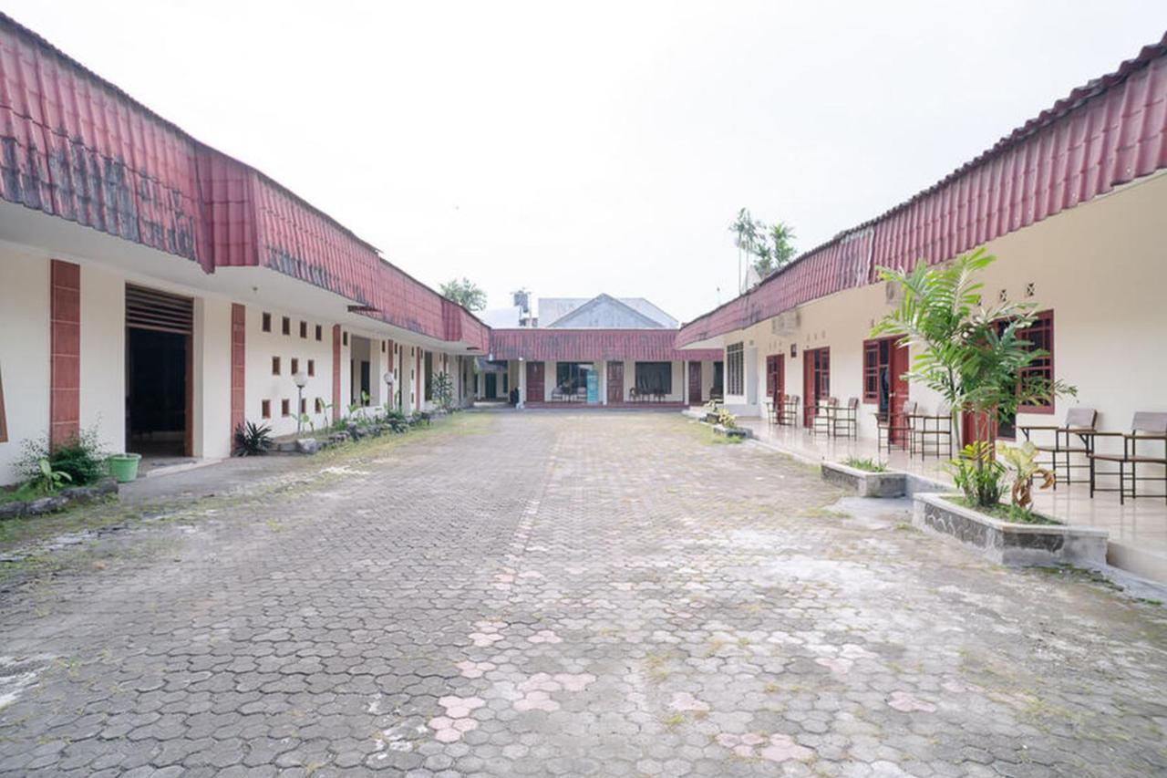 Reddoorz Near Kampus 3 Uty Yogyakarta Exterior foto