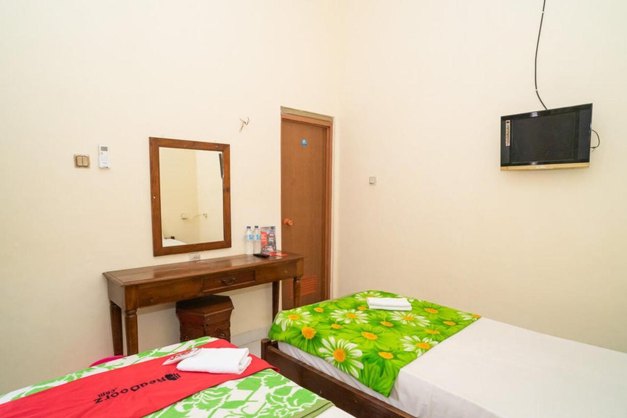 Reddoorz Near Kampus 3 Uty Yogyakarta Exterior foto